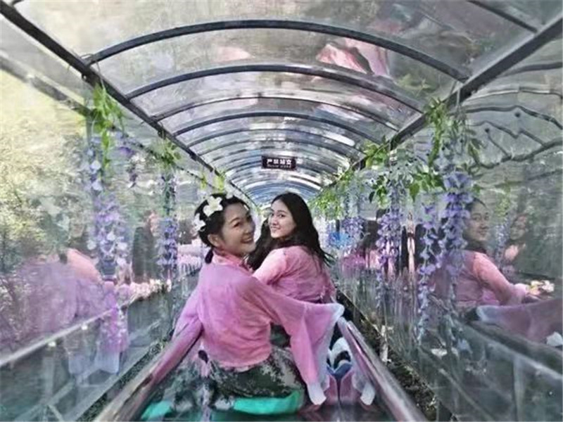 Construction Case of Longhushan Glass Slide Project